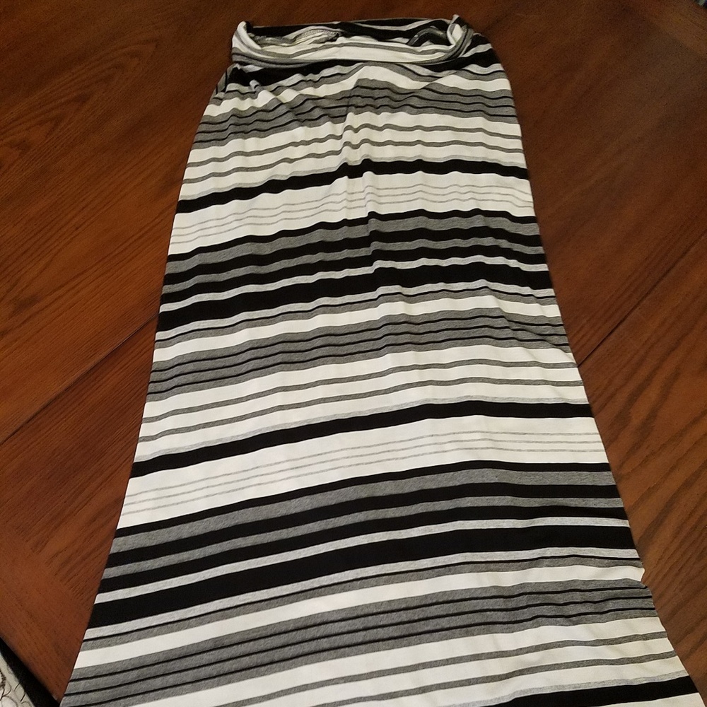 maxi skirt